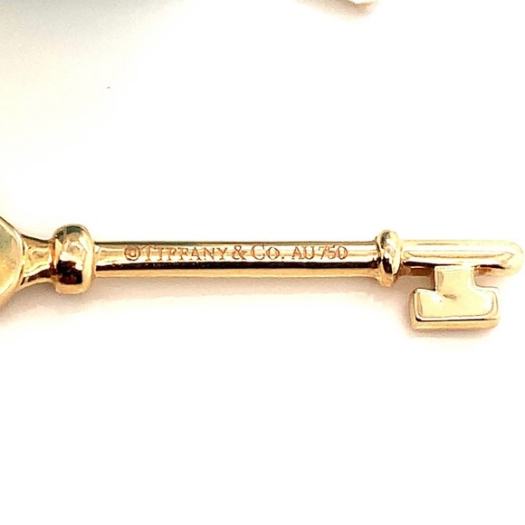 Tiffany & Co 18k Rose Gold Large knot key with Diamonds Pendant 1.75” - Picture 4 of 6